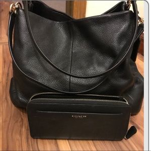 LIKE NEW! Coach Phoebe and Zip Around Wallet